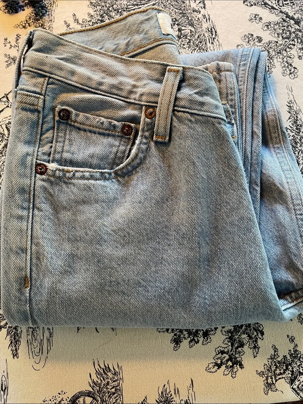 Agolde V-CUT soft jeans. - Picture 5 of 7